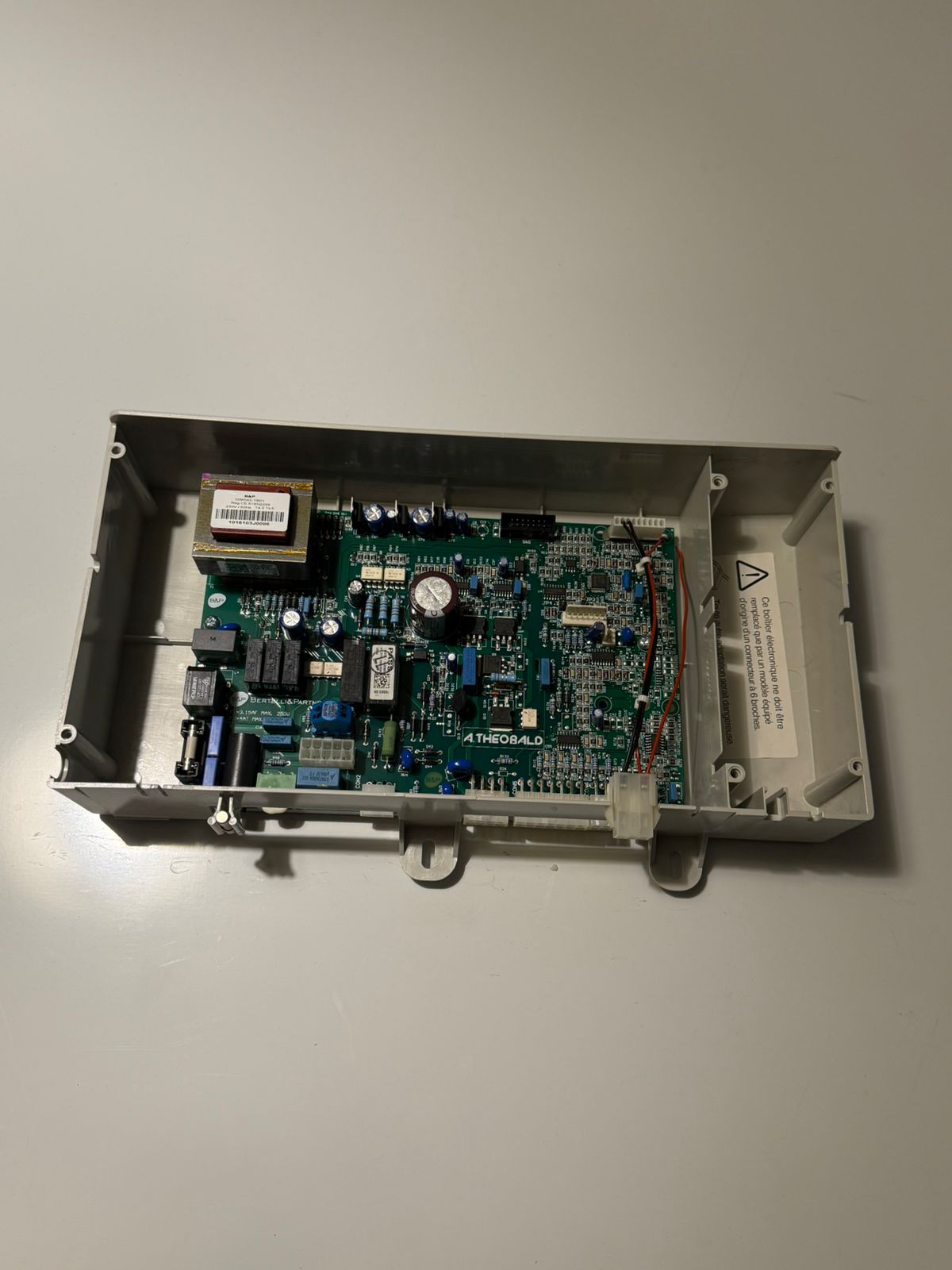 Carte électronique FRISQUET F3AA41455 - OCCASION