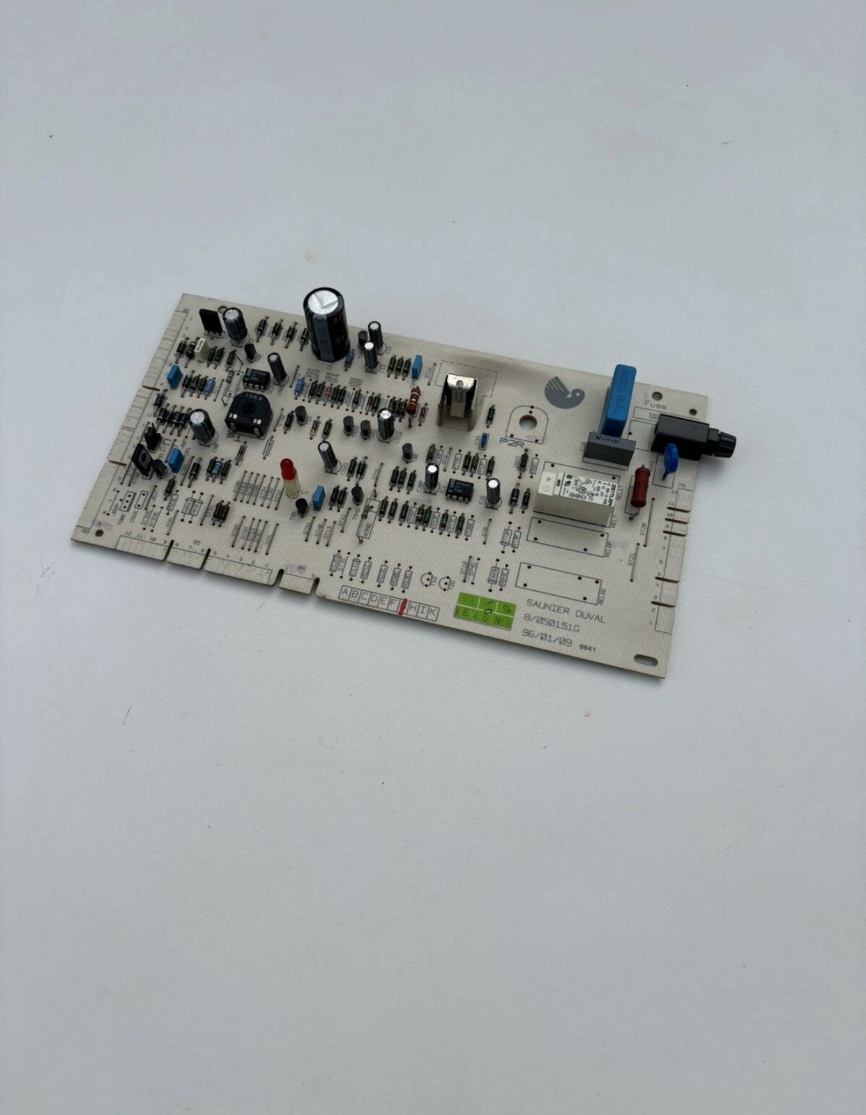 Circuit imprimé / carte électronique d'occasion SAUNIER DUVAL 5712600