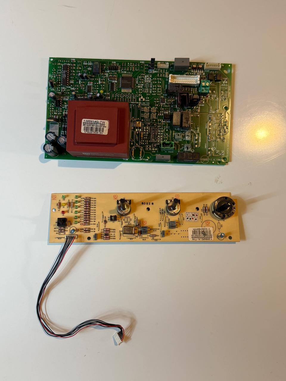 Carte électronique Chaffoteaux CALYDRA DELTA - OCCASION