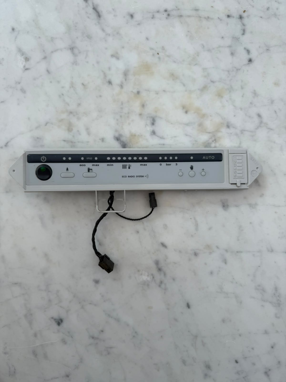 Dashboard - na 2000 - gebruikt FRISQUET F3AA40530
